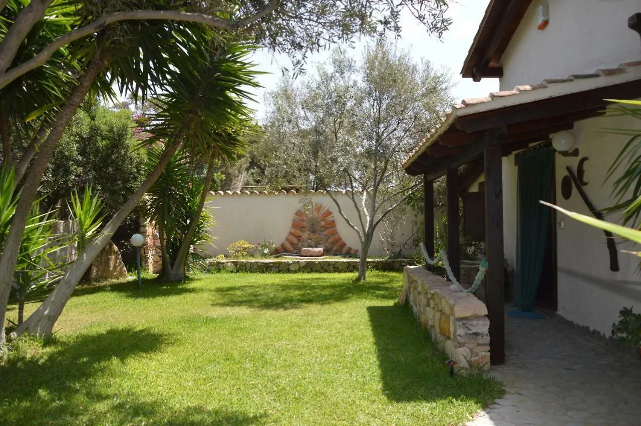 Giardino Degli Ulivi Villa Gonnesa 0*,